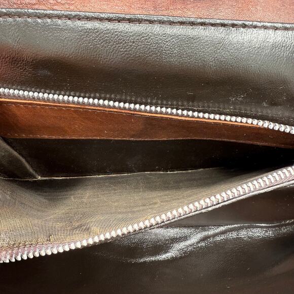 Vintage 60s Taurus Brown Leather Clutch Bag w/ Red Enamel Clasp Mod Purse - Picture 14 of 16